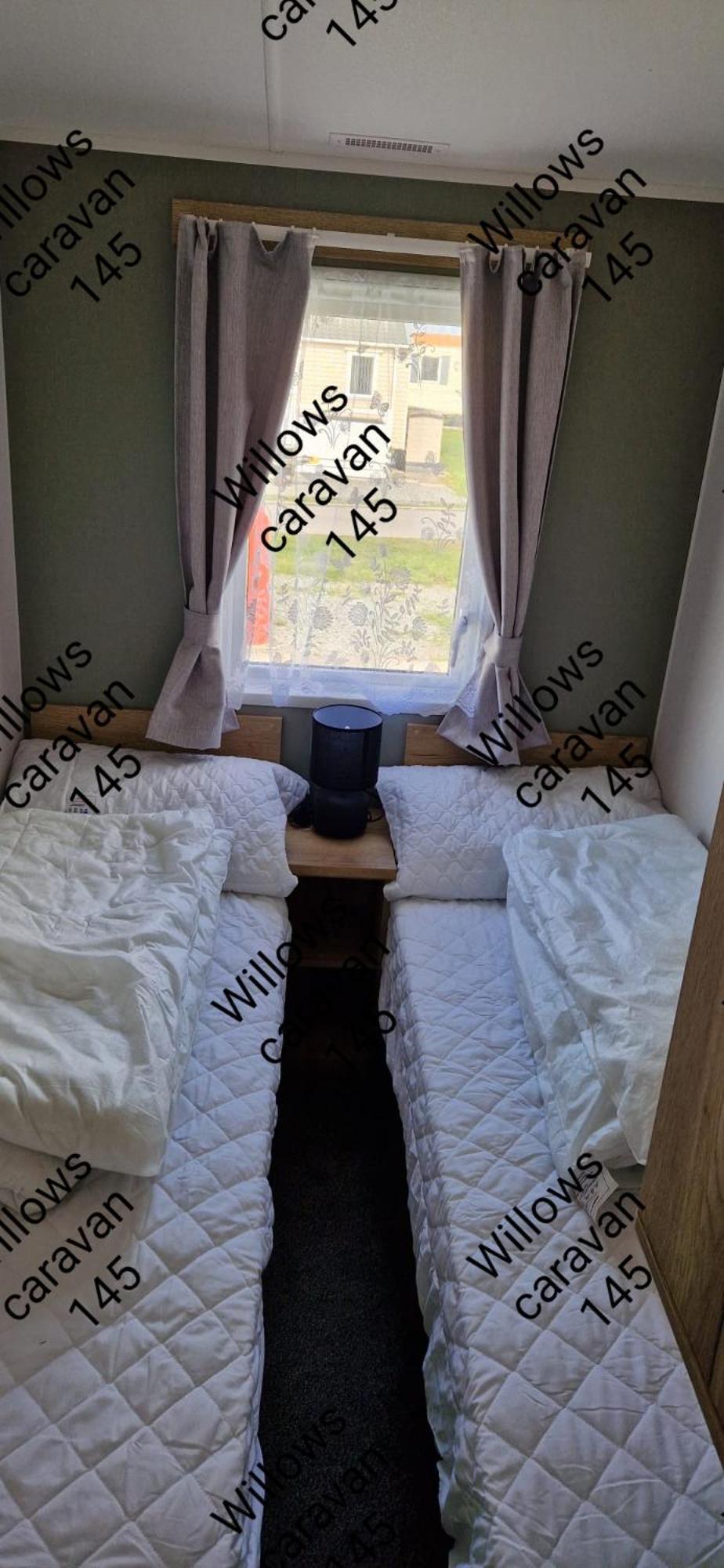 Willows Caravan 145 Llanddwywe エクステリア 写真